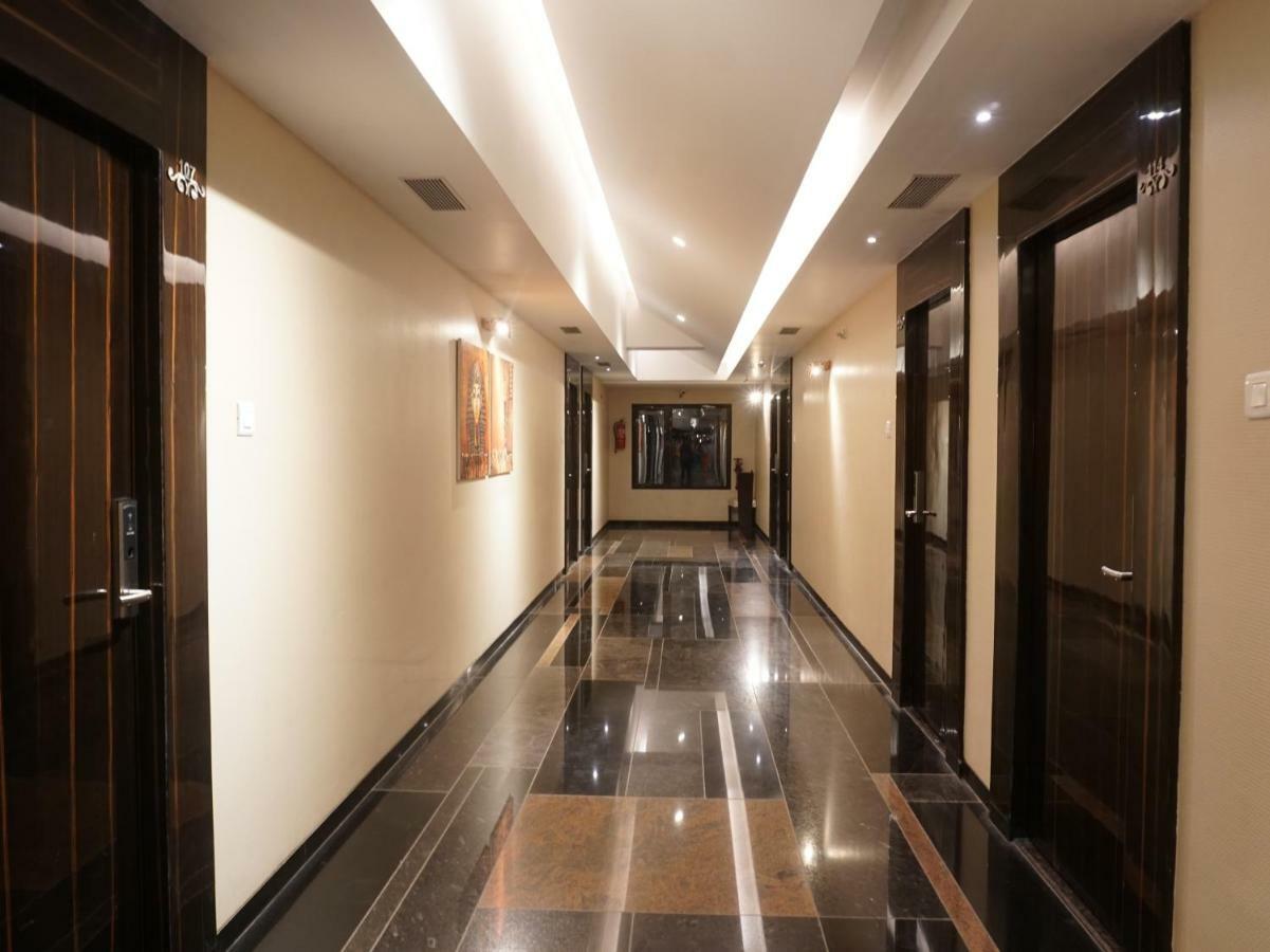 Palette Four Seasons Recreation Resort Jalgaon Exteriör bild